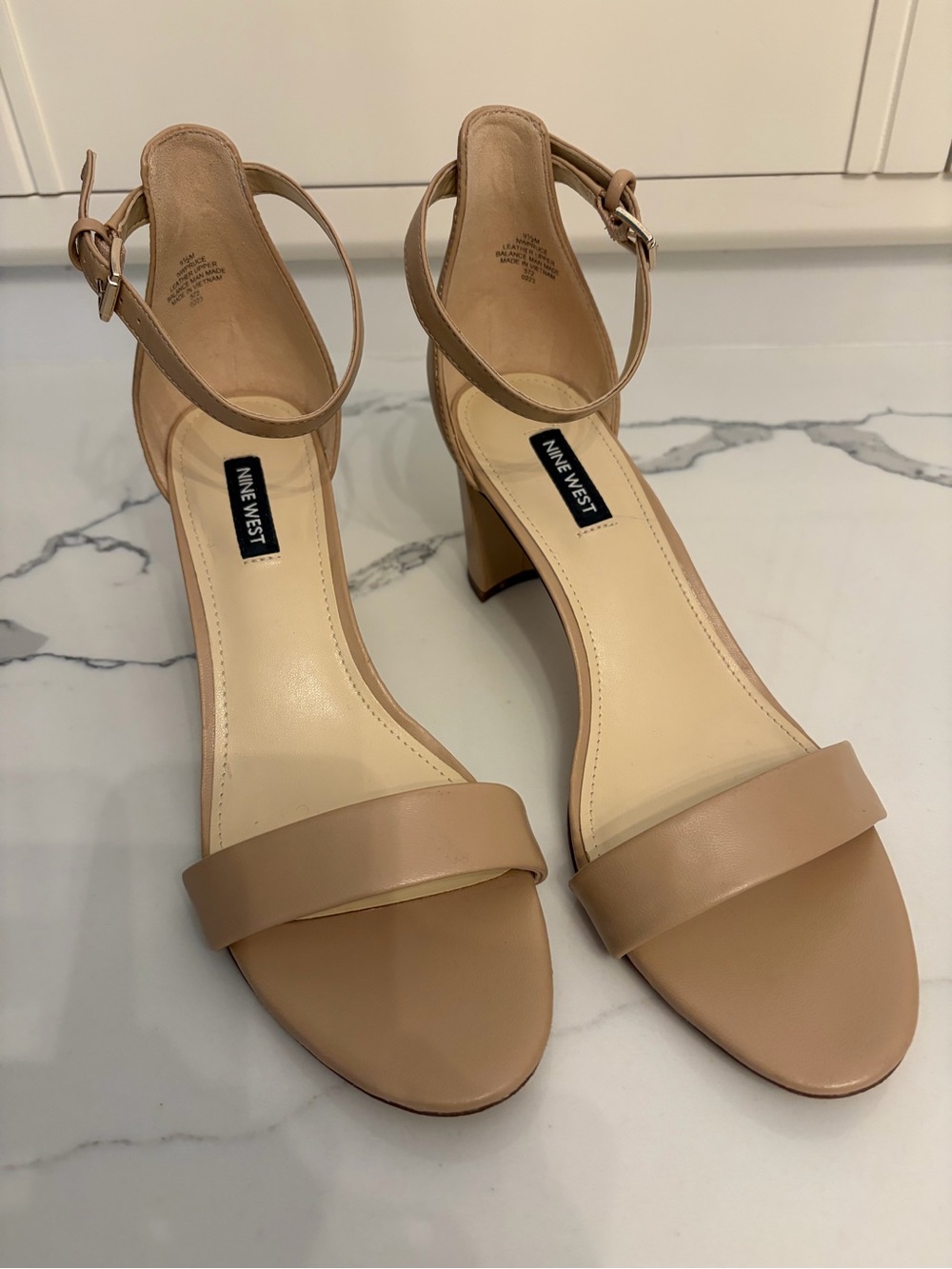 Nine West tan ankle strap sandals
